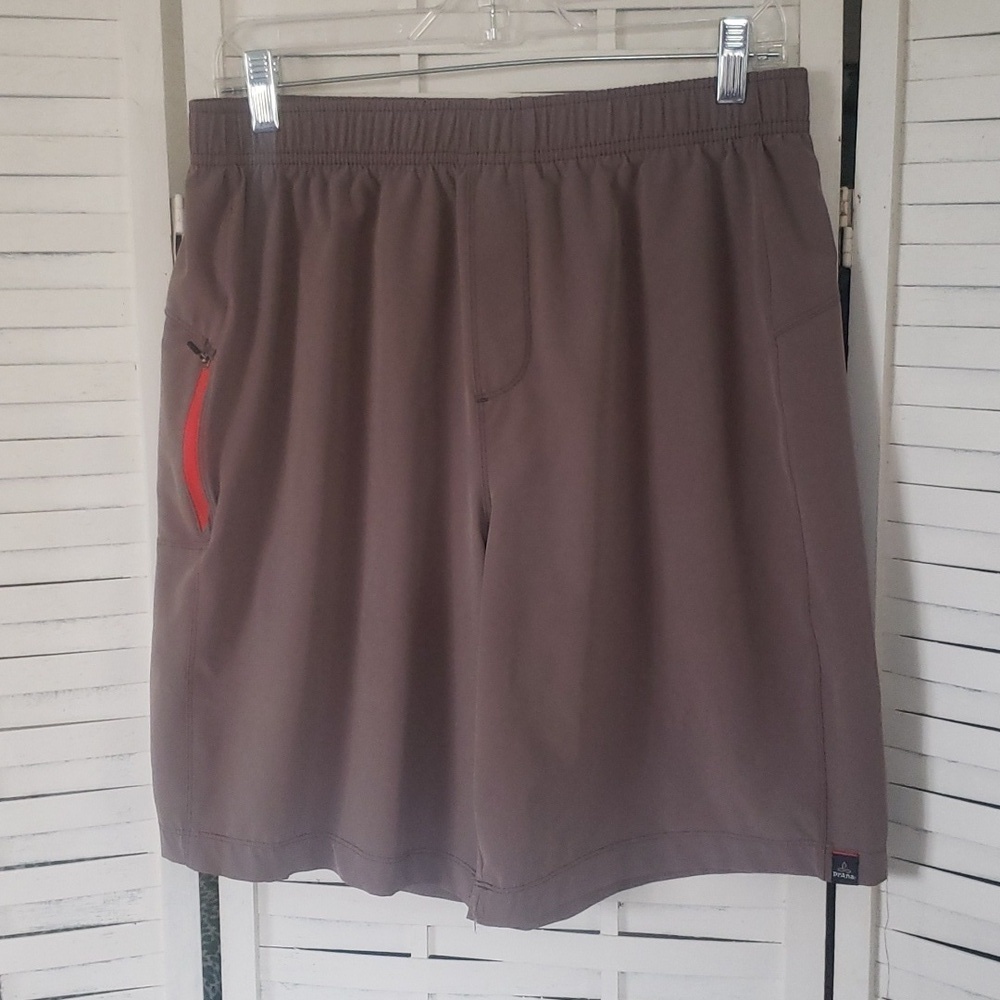 Prana brown mens casual shorts size M